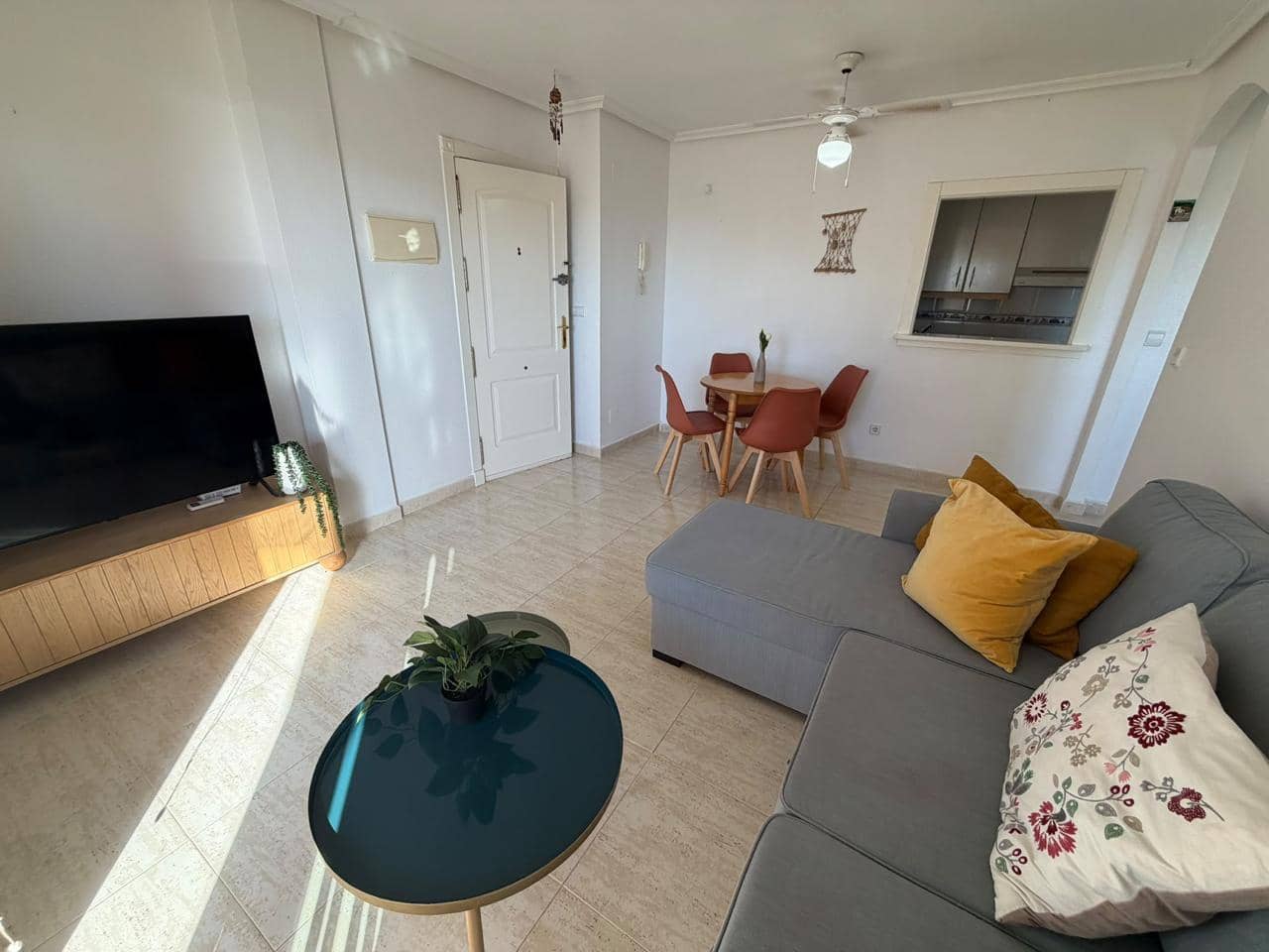 Piso de 1 habitación en La Manga del Mar Menor en venta con piscina - 145.000 € (Ref: 10113403)