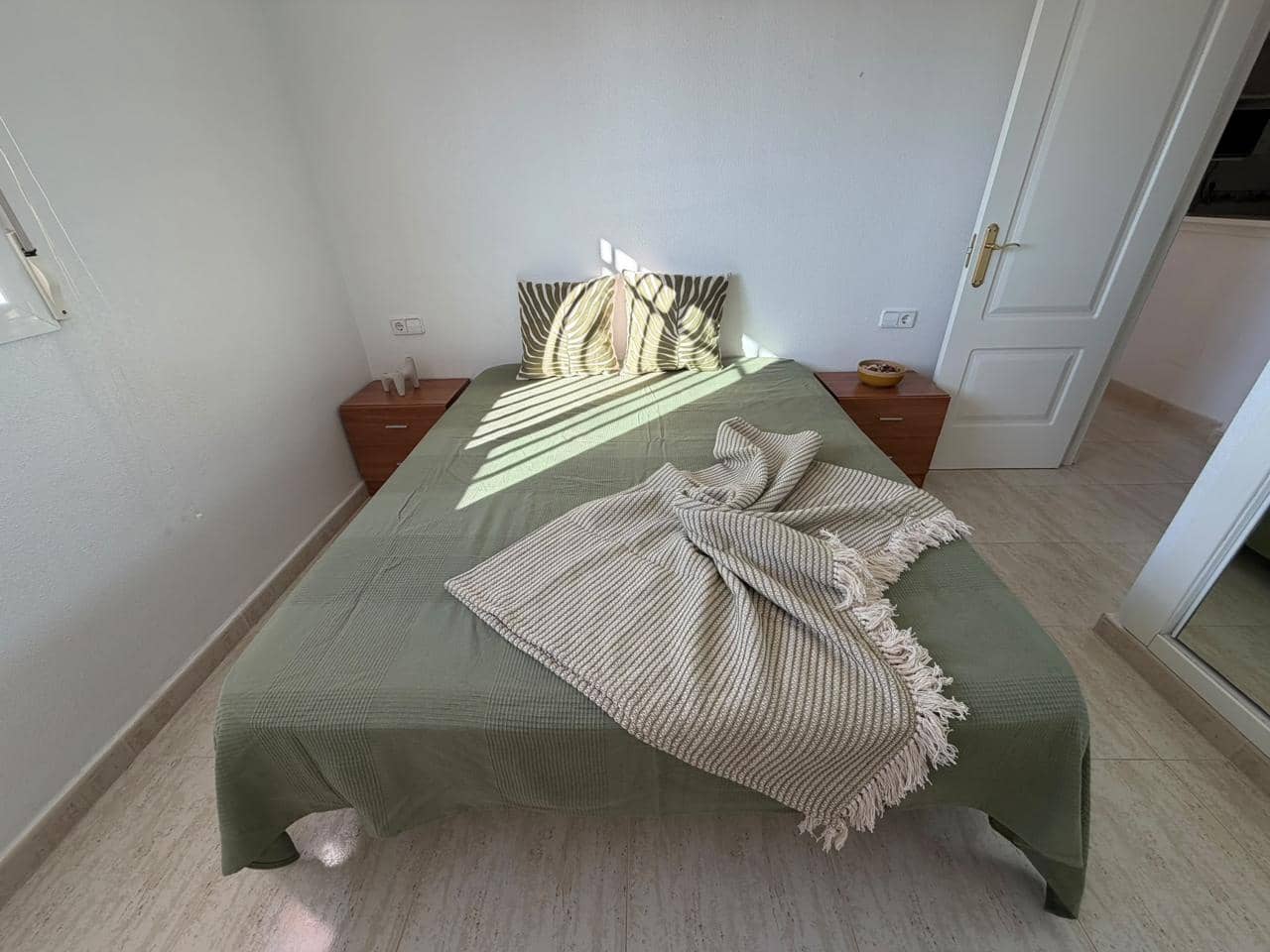 Piso de 1 habitación en La Manga del Mar Menor en venta con piscina - 145.000 € (Ref: 10113403)