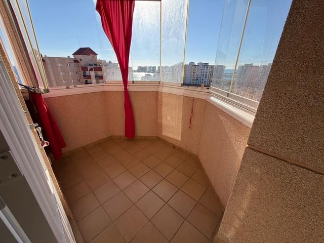 Piso de 1 habitación en La Manga del Mar Menor en venta con piscina - 145.000 € (Ref: 10113403)