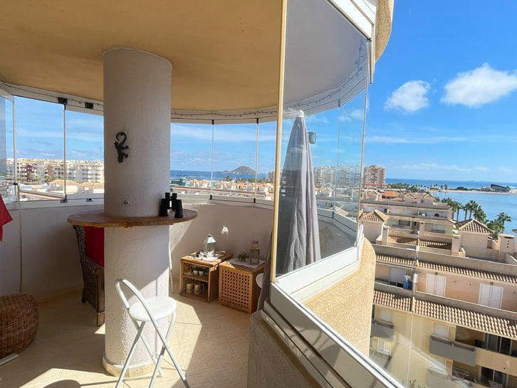 2 makuuhuone Asunto myytävänä paikassa La Manga del Mar Menor mukana uima-altaan 
autotalli - 229 000 € (Ref: 10118193)