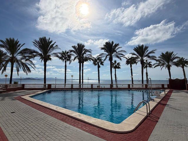 2 makuuhuone Asunto myytävänä paikassa La Manga del Mar Menor mukana uima-altaan 
autotalli - 229 000 € (Ref: 10118193)