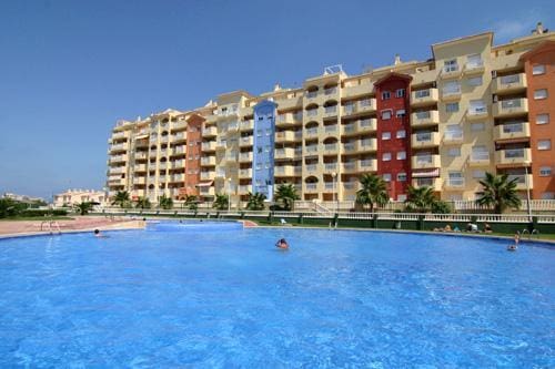 2 soverom Leilighet til salgs i La Manga del Mar Menor med svømmebasseng garasje - € 185 000 (Ref: 10161951)