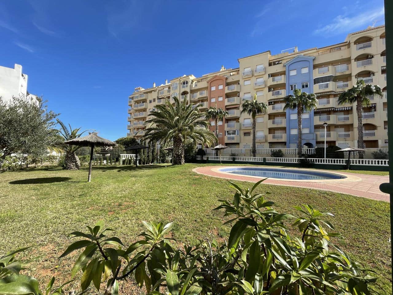 2 bedroom Flat for sale in La Manga del Mar Menor with pool garage - € 185,000 (Ref: 10161951)