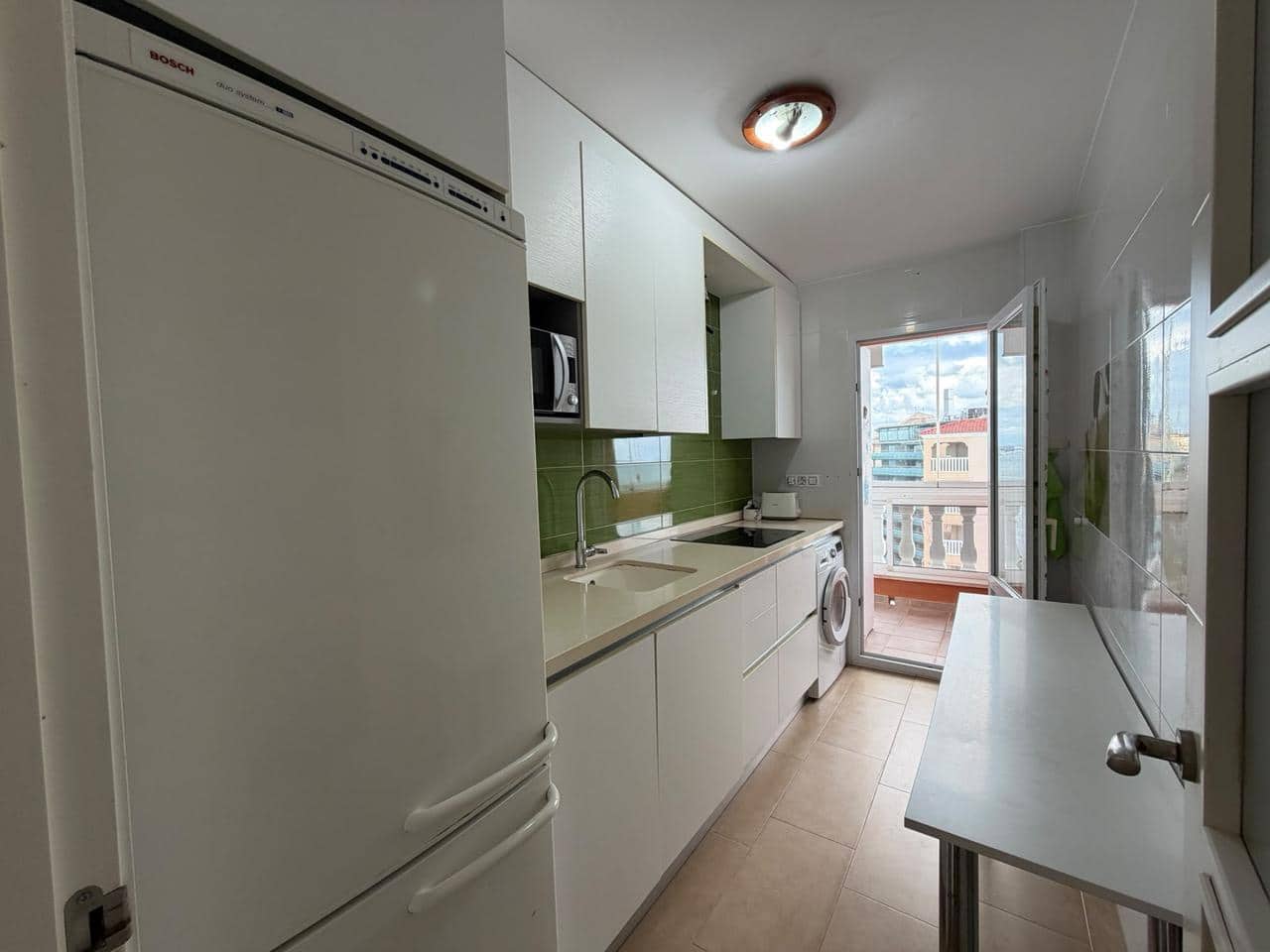 2 makuuhuone Asunto myytävänä paikassa La Manga del Mar Menor mukana uima-altaan 
autotalli - 257 500 € (Ref: 10167496)