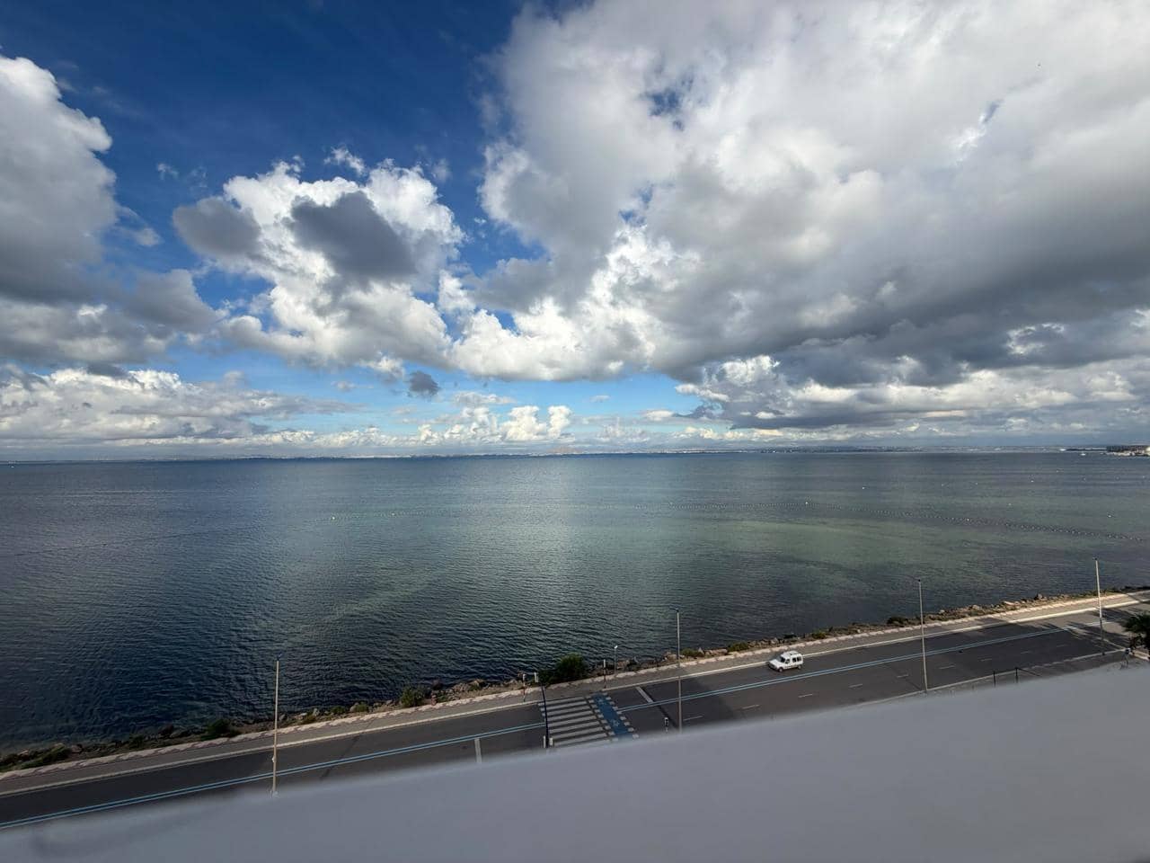 2 makuuhuone Asunto myytävänä paikassa La Manga del Mar Menor mukana uima-altaan 
autotalli - 257 500 € (Ref: 10167496)