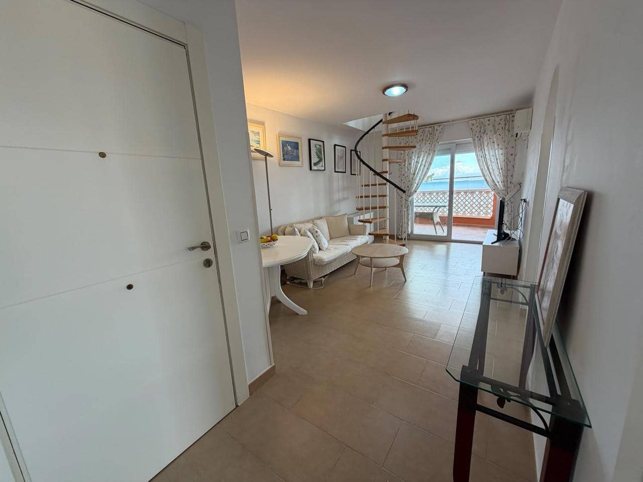 2 makuuhuone Asunto myytävänä paikassa La Manga del Mar Menor mukana uima-altaan 
autotalli - 257 500 € (Ref: 10167496)