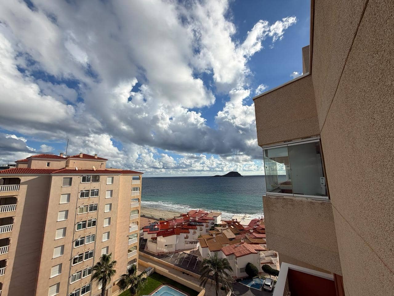 2 makuuhuone Asunto myytävänä paikassa La Manga del Mar Menor mukana uima-altaan 
autotalli - 257 500 € (Ref: 10167496)