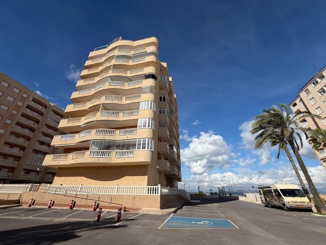 2 sovrum Lägenhet till salu i La Manga del Mar Menor med pool garage - 256 500 € (Ref: 10167496)