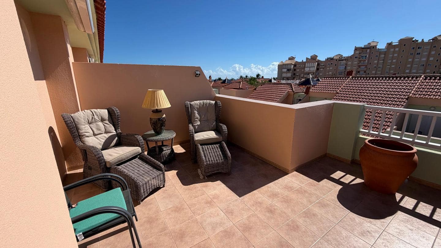 3 soveværelse Lejlighed til salg i La Manga del Mar Menor med swimmingpool garage - € 298.000 (Ref: 10170038)