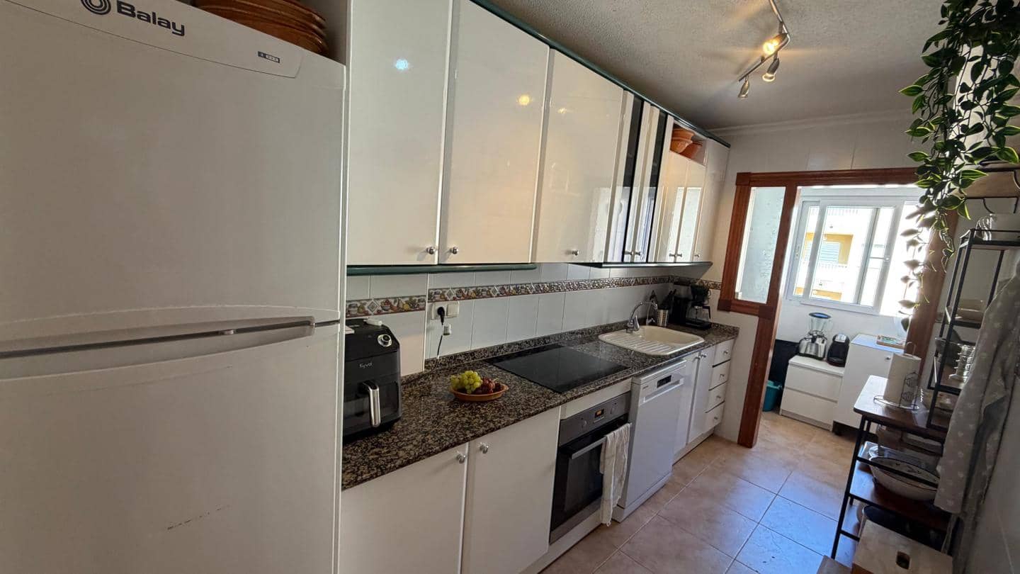 3 soveværelse Lejlighed til salg i La Manga del Mar Menor med swimmingpool garage - € 298.000 (Ref: 10170038)