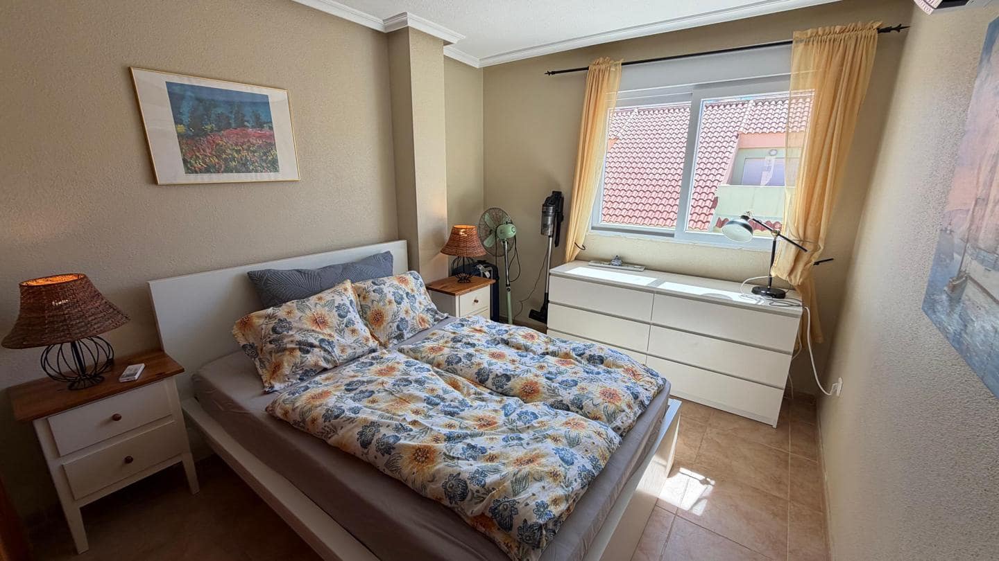 3 soveværelse Lejlighed til salg i La Manga del Mar Menor med swimmingpool garage - € 298.000 (Ref: 10170038)