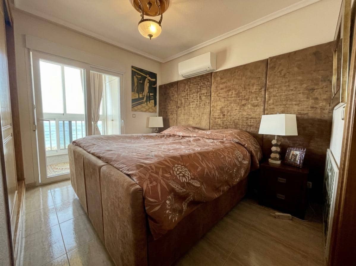 3 soverom Leilighet til salgs i La Manga del Mar Menor med svømmebasseng garasje - € 290 000 (Ref: 10183920)