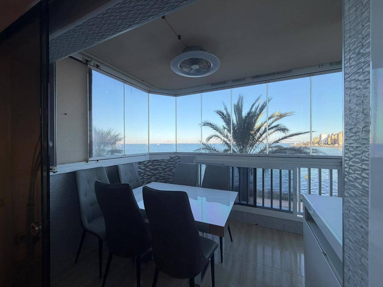 3 soverom Leilighet til salgs i La Manga del Mar Menor med svømmebasseng garasje - € 290 000 (Ref: 10183920)