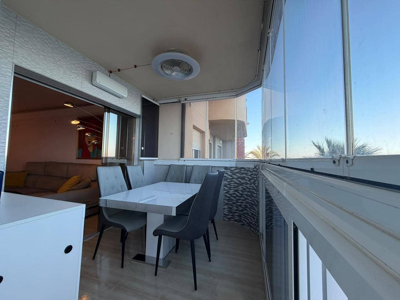 3 soverom Leilighet til salgs i La Manga del Mar Menor med svømmebasseng garasje - € 290 000 (Ref: 10183920)