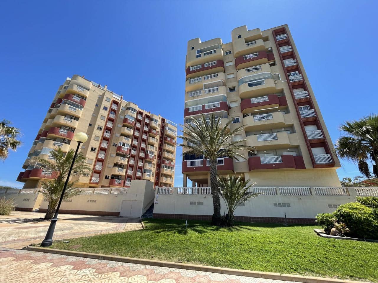 3 soverom Leilighet til salgs i La Manga del Mar Menor med svømmebasseng garasje - € 290 000 (Ref: 10183920)