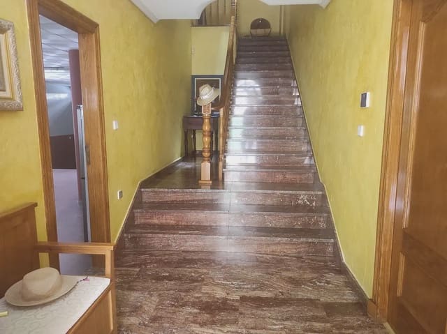 3 makuuhuone Omakotitalo myytävänä paikassa Torreagüera, Murcia kaupunki mukana 
autotalli - 380 000 € (Ref: 10045535)