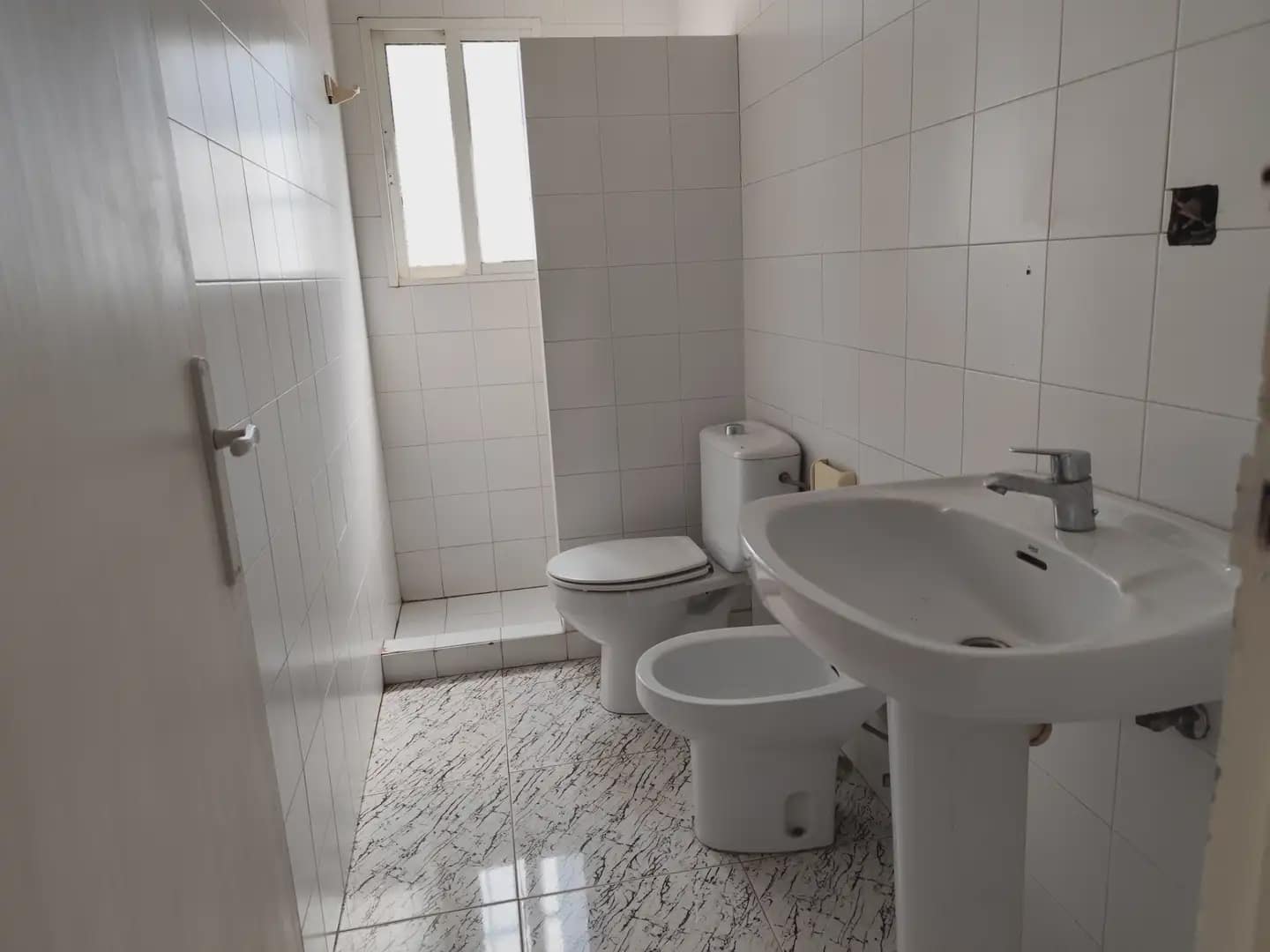 4 chambre Finca/Maison de Campagne à vendre à Beniajan avec garage - 150 000 € (Ref: 10045541)