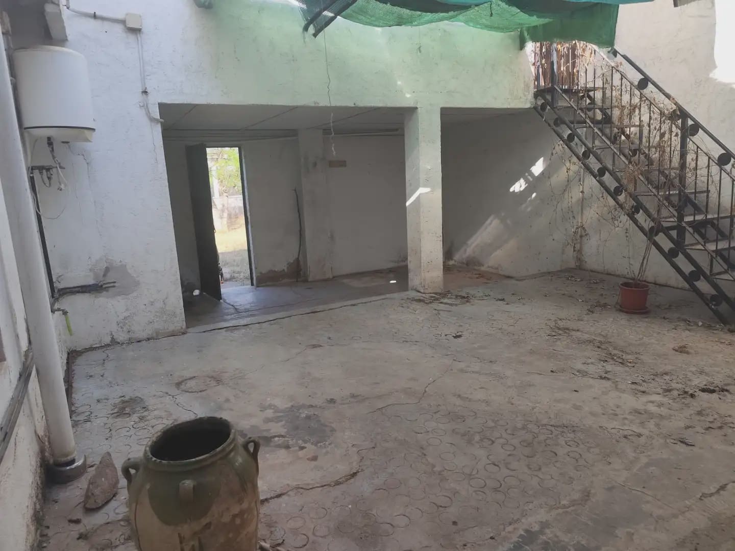 4 chambre Finca/Maison de Campagne à vendre à Beniajan avec garage - 150 000 € (Ref: 10045541)