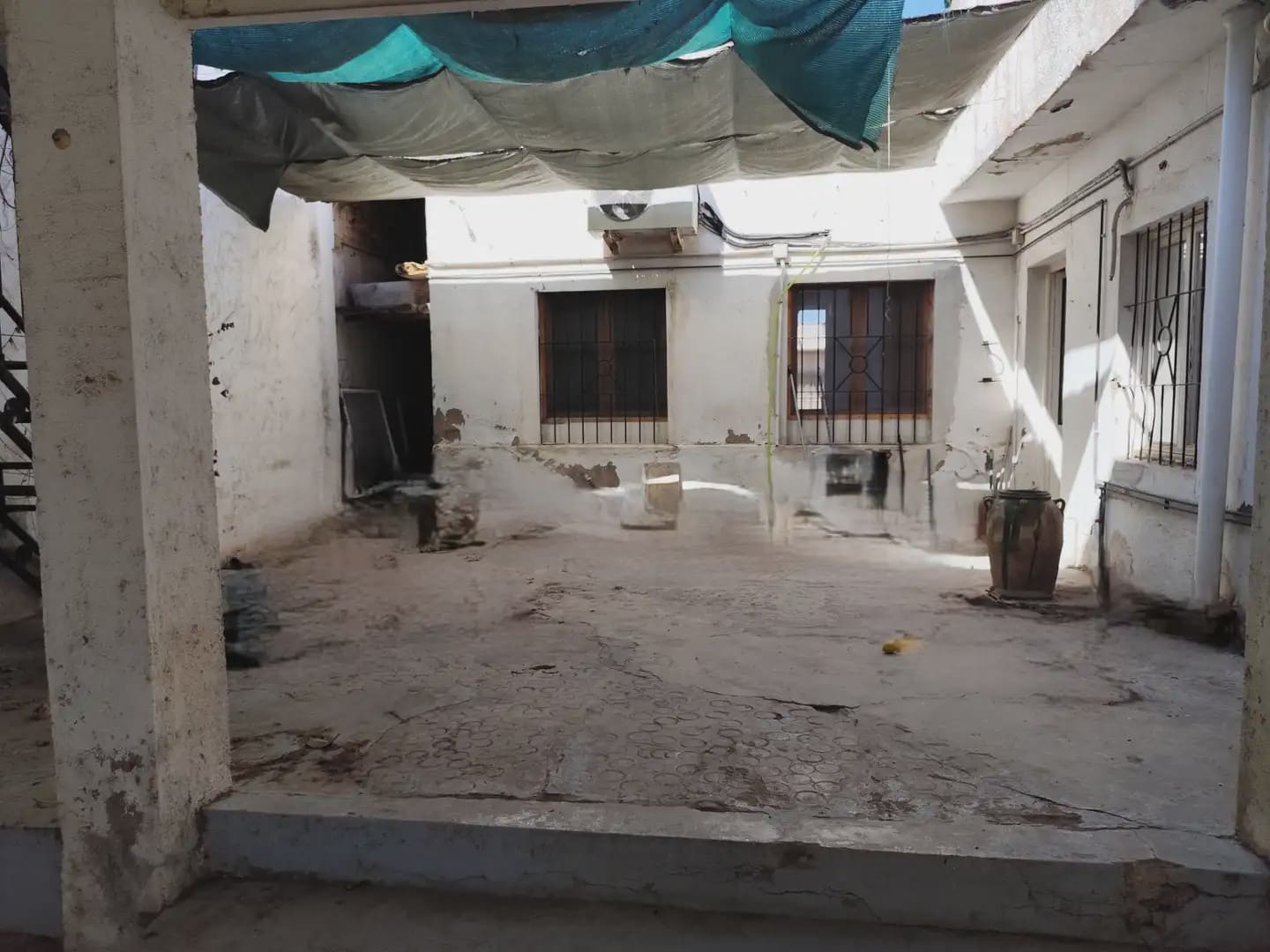 4 chambre Finca/Maison de Campagne à vendre à Beniajan avec garage - 150 000 € (Ref: 10045541)