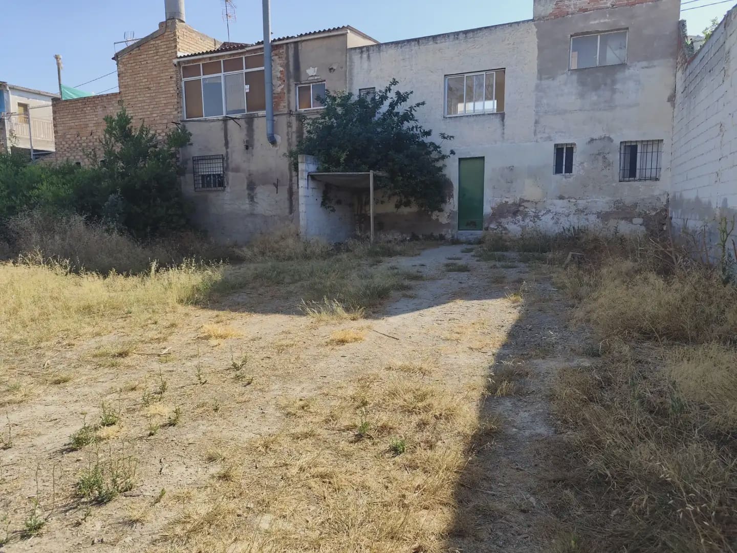 4 chambre Finca/Maison de Campagne à vendre à Beniajan avec garage - 150 000 € (Ref: 10045541)