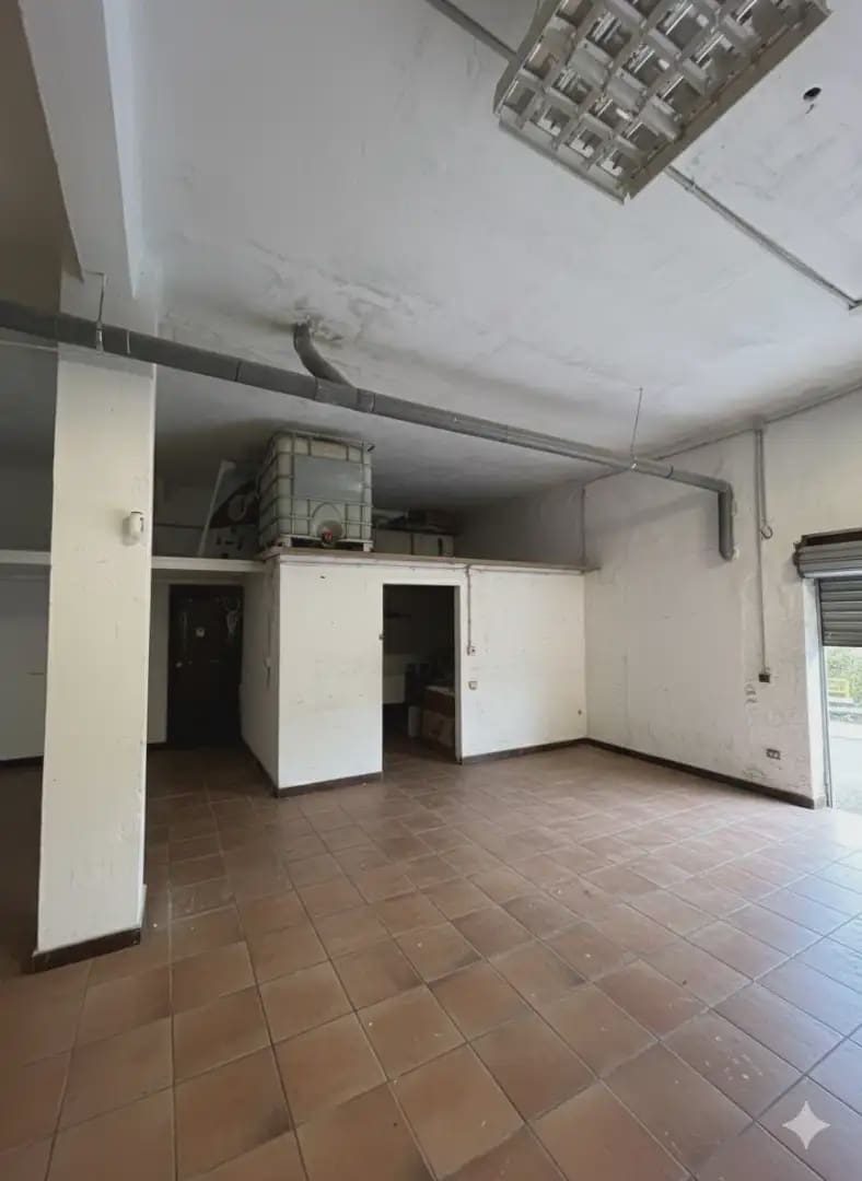 Kaupallinen myytävänä paikassa Beniajan - 130 000 € (Ref: 10045545)
