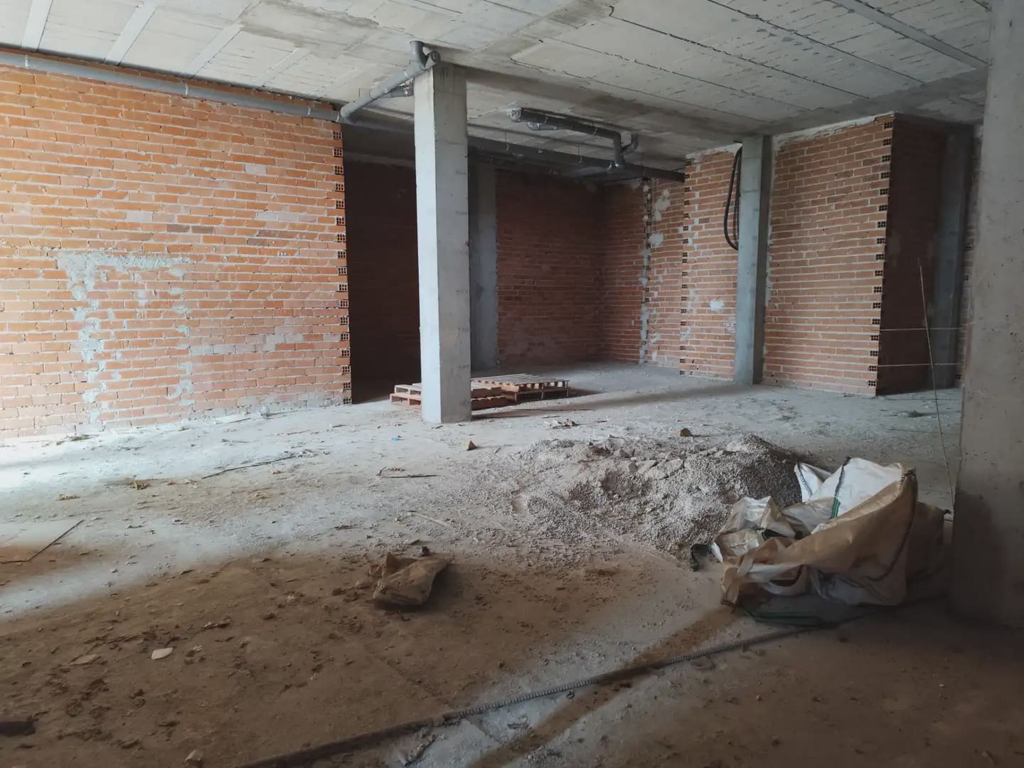 Kaupallinen myytävänä paikassa San Jose de la Vega - 130 000 € (Ref: 10045559)