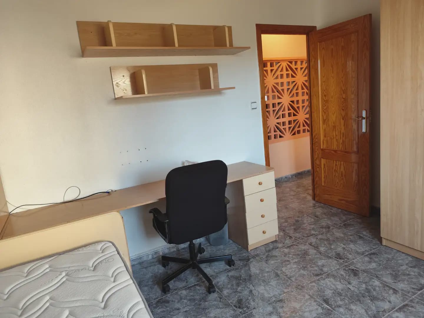 Piso de 3 habitaciones en Torreagüera en venta con garaje - 119.900 € (Ref: 10057196)