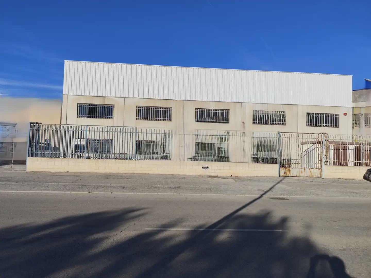 Commercial for sale in San Gines - € 1,500,000 (Ref: 10100587)