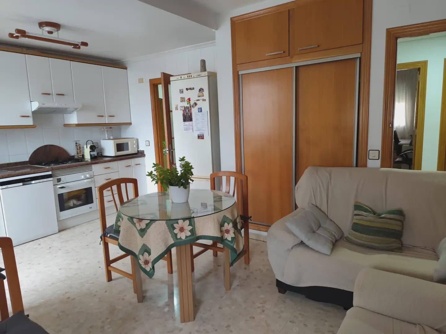 4 chambre Appartement à vendre à Beniajan avec garage - 119 500 € (Ref: 10100591)