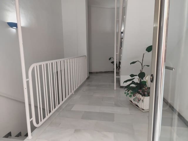 4 chambre Appartement à vendre à Beniaján, Murcie ville avec garage - 119 500 € (Ref: 10100591)