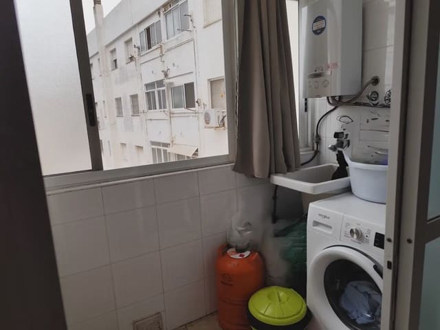 4 chambre Appartement à vendre à Beniaján, Murcie ville avec garage - 119 500 € (Ref: 10100591)