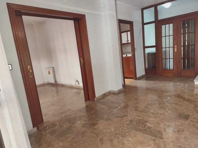 4 bedroom Townhouse for sale in Beniaján, Murcia city with garage - € 220,000 (Ref: 10101186)