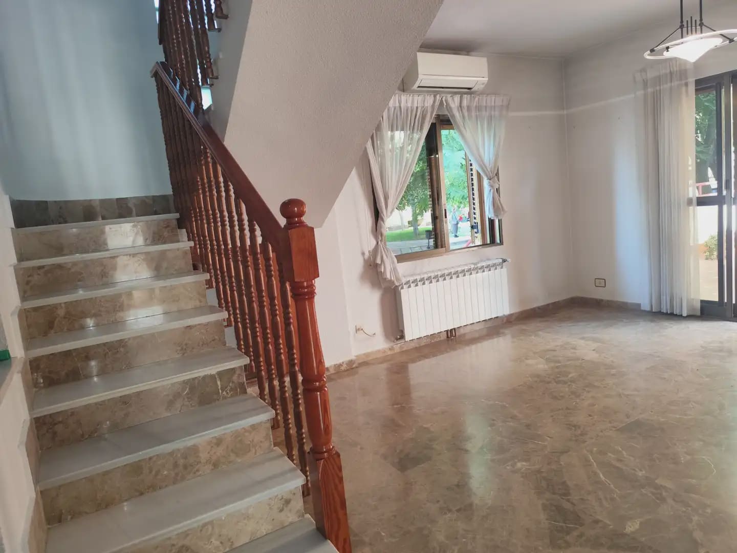 4 bedroom Townhouse for sale in Beniajan with garage - € 220,000 (Ref: 10101186)
