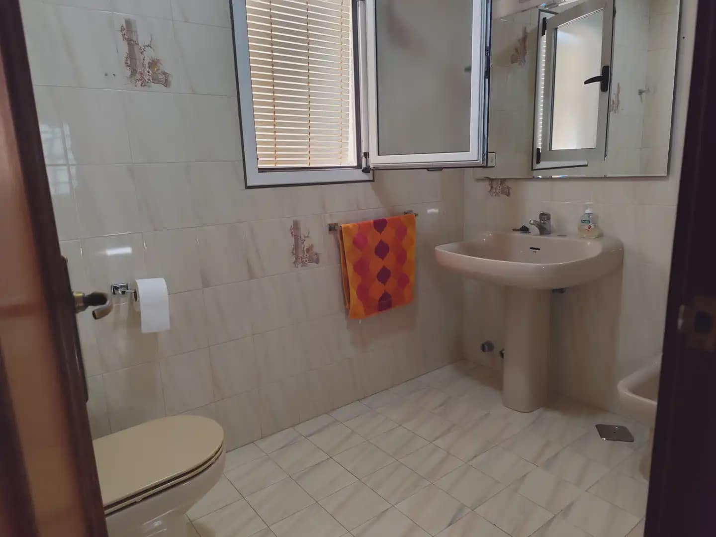 4 bedroom Townhouse for sale in Beniajan with garage - € 220,000 (Ref: 10101186)