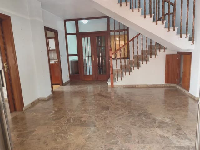 4 bedroom Townhouse for sale in Beniaján, Murcia city with garage - € 220,000 (Ref: 10101186)