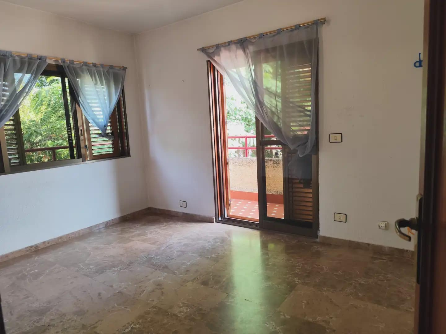 4 bedroom Townhouse for sale in Beniajan with garage - € 220,000 (Ref: 10101186)