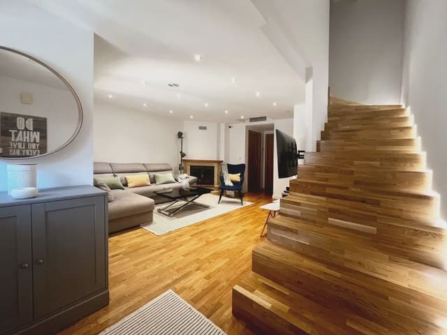 5 soverom Rekkehus til salgs i Los Garres, Murcia by med garasje - € 259 000 (Ref: 10127315)