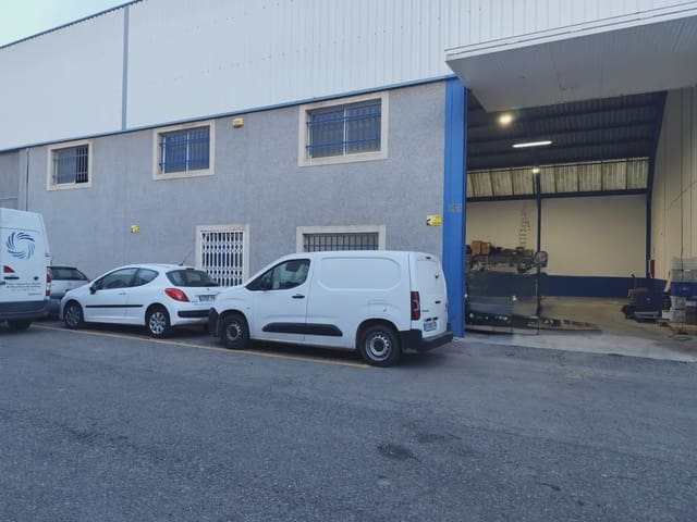 Kaupallinen myytävänä paikassa San Gines, Murcia kaupunki - 160 000 € (Ref: 10130169)