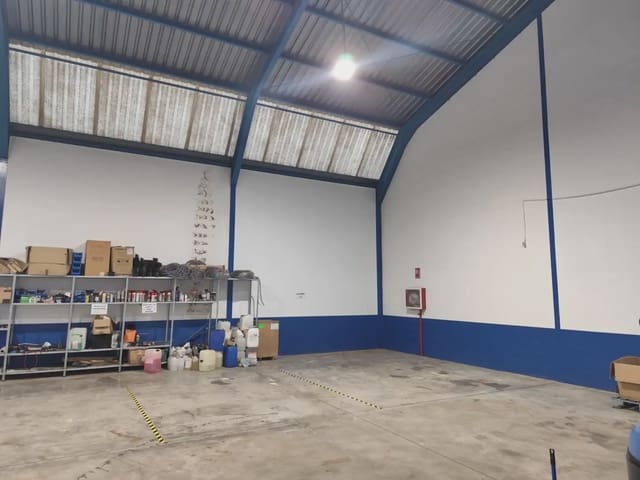 Kaupallinen myytävänä paikassa San Gines, Murcia kaupunki - 160 000 € (Ref: 10130169)