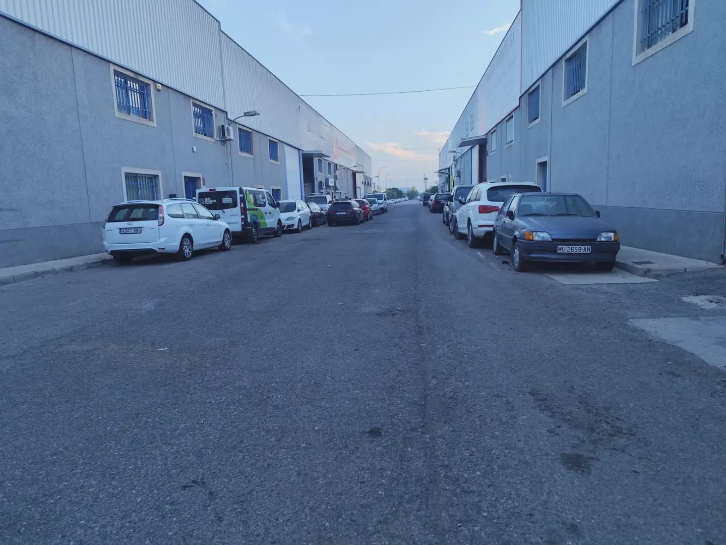 Kaupallinen myytävänä paikassa San Gines - 160 000 € (Ref: 10130169)