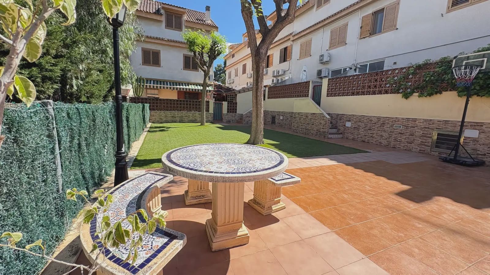 4 slaapkamer Huis te koop in Santo Angel met zwembad garage - € 395.000 (Ref: 10172179)