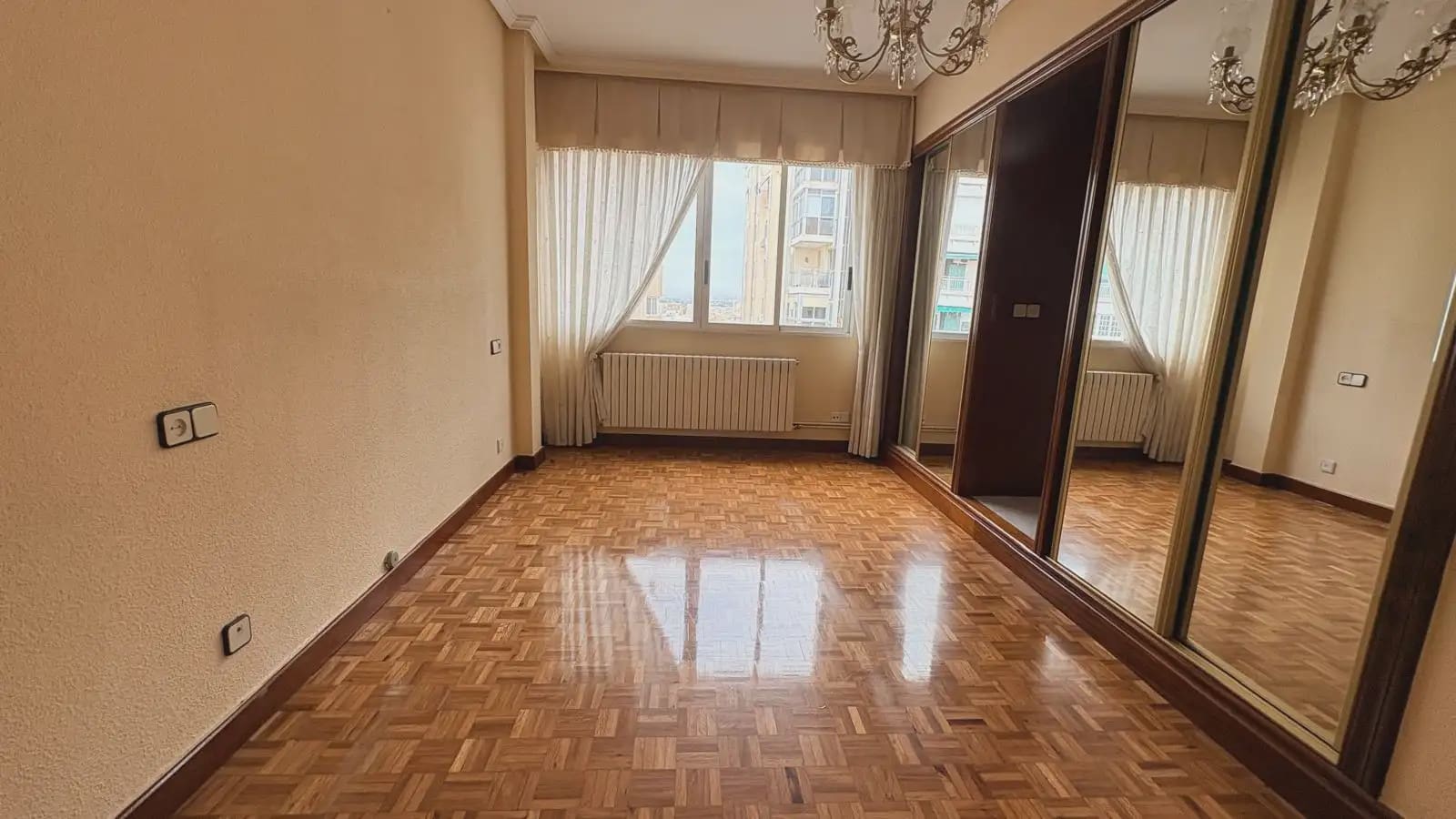5 slaapkamer Flat te koop in Murcia stad - € 800.000 (Ref: 10172181)