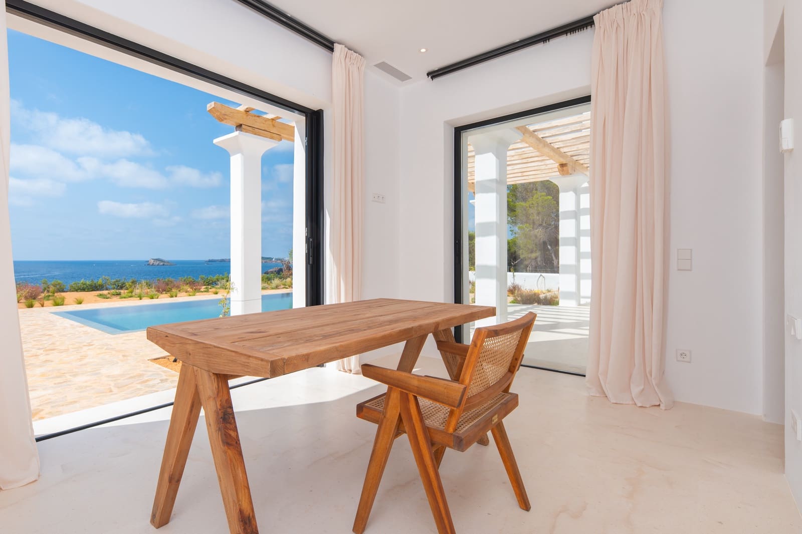 5 Zimmer Villa zu verkaufen in Cala Llenya mit Pool Garage - 8.900.000 € (Ref: 10048444)