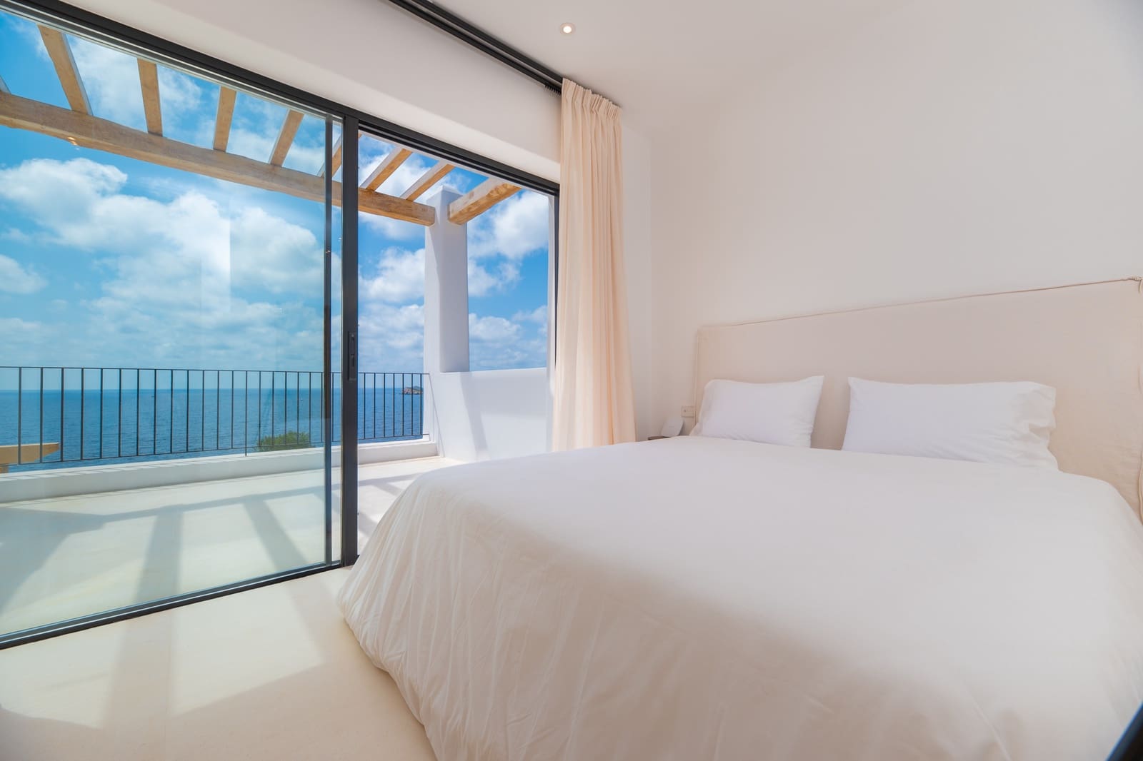5 Zimmer Villa zu verkaufen in Cala Llenya mit Pool Garage - 8.900.000 € (Ref: 10048444)