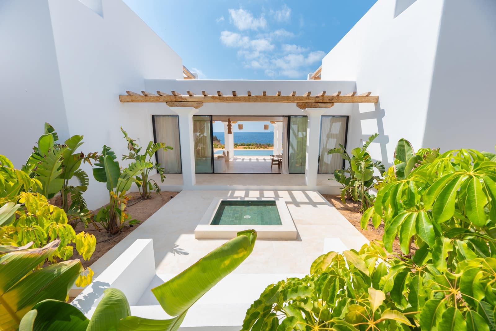 5 Zimmer Villa zu verkaufen in Cala Llenya mit Pool Garage - 8.900.000 € (Ref: 10048444)
