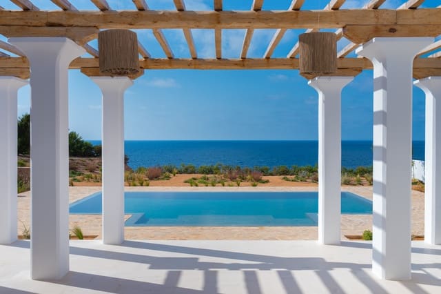 5 Zimmer Villa zu verkaufen in Cala Llenya, Santa Eulalia / Santa Eularia mit Pool Garage - 8.900.000 € (Ref: 10048444)