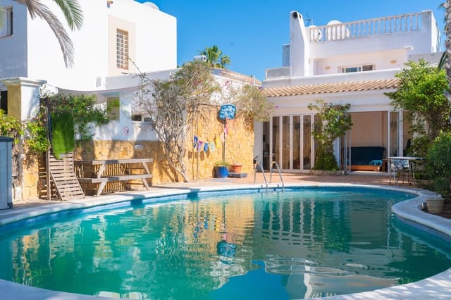 3 camera da letto Bungalow in vendita in Santa Eulalia / Santa Eularia con piscina - 1.150.000 € (Rif: 10050442)