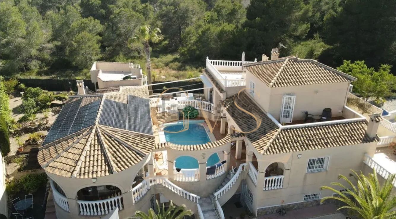 4 sovrum Villa till salu i San Miguel de Salinas med pool garage - 575 000 € (Ref: 10010228)
