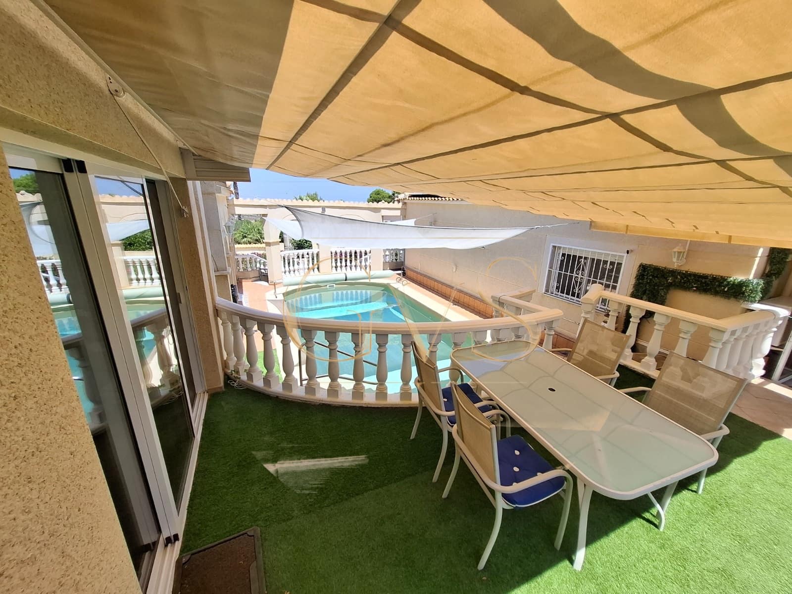 4 sovrum Villa till salu i San Miguel de Salinas med pool garage - 575 000 € (Ref: 10010228)