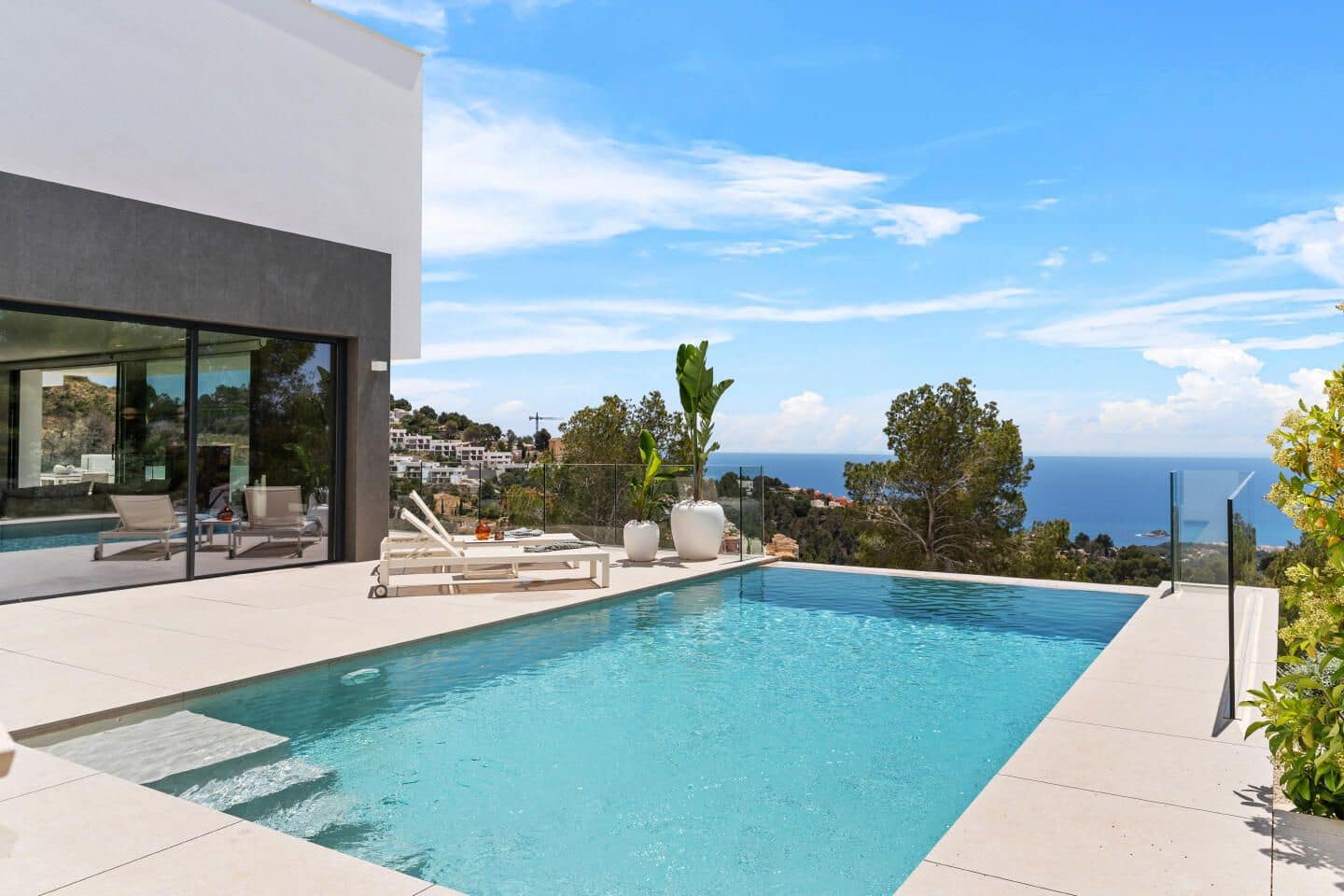4 soveværelse Villa til salg i Altea med swimmingpool - € 2.135.000 (Ref: 10041350)
